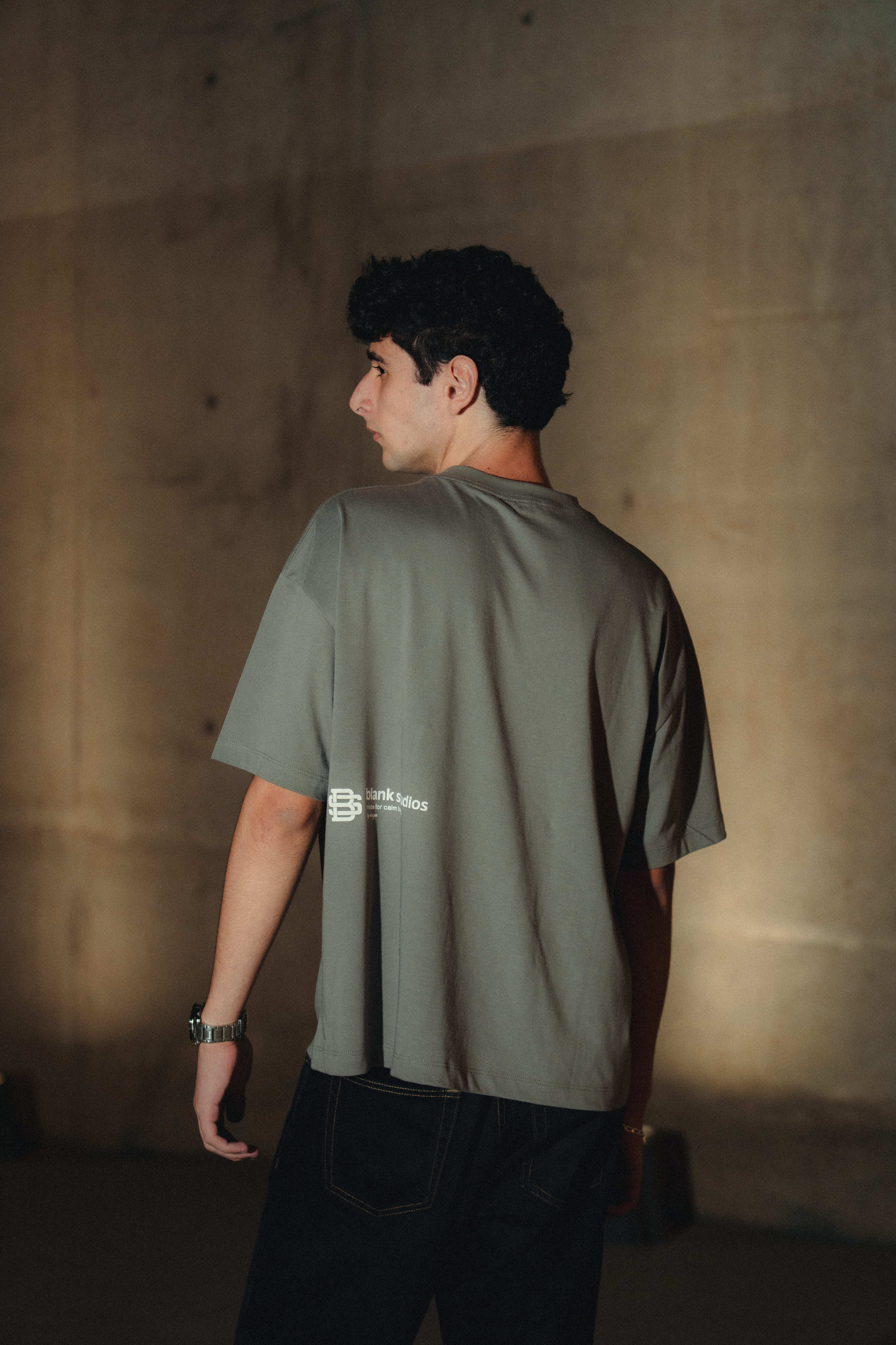 Patch Tee Stone Grey